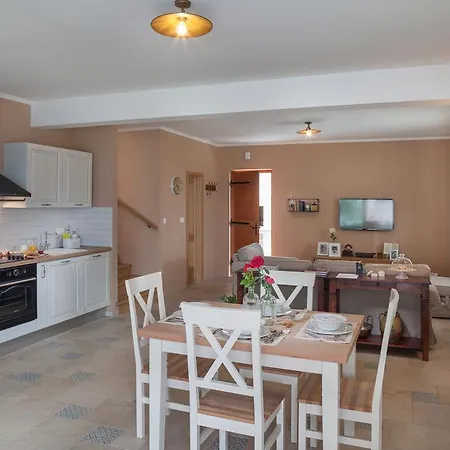 Kate Podgora (Split-Dalmatia)